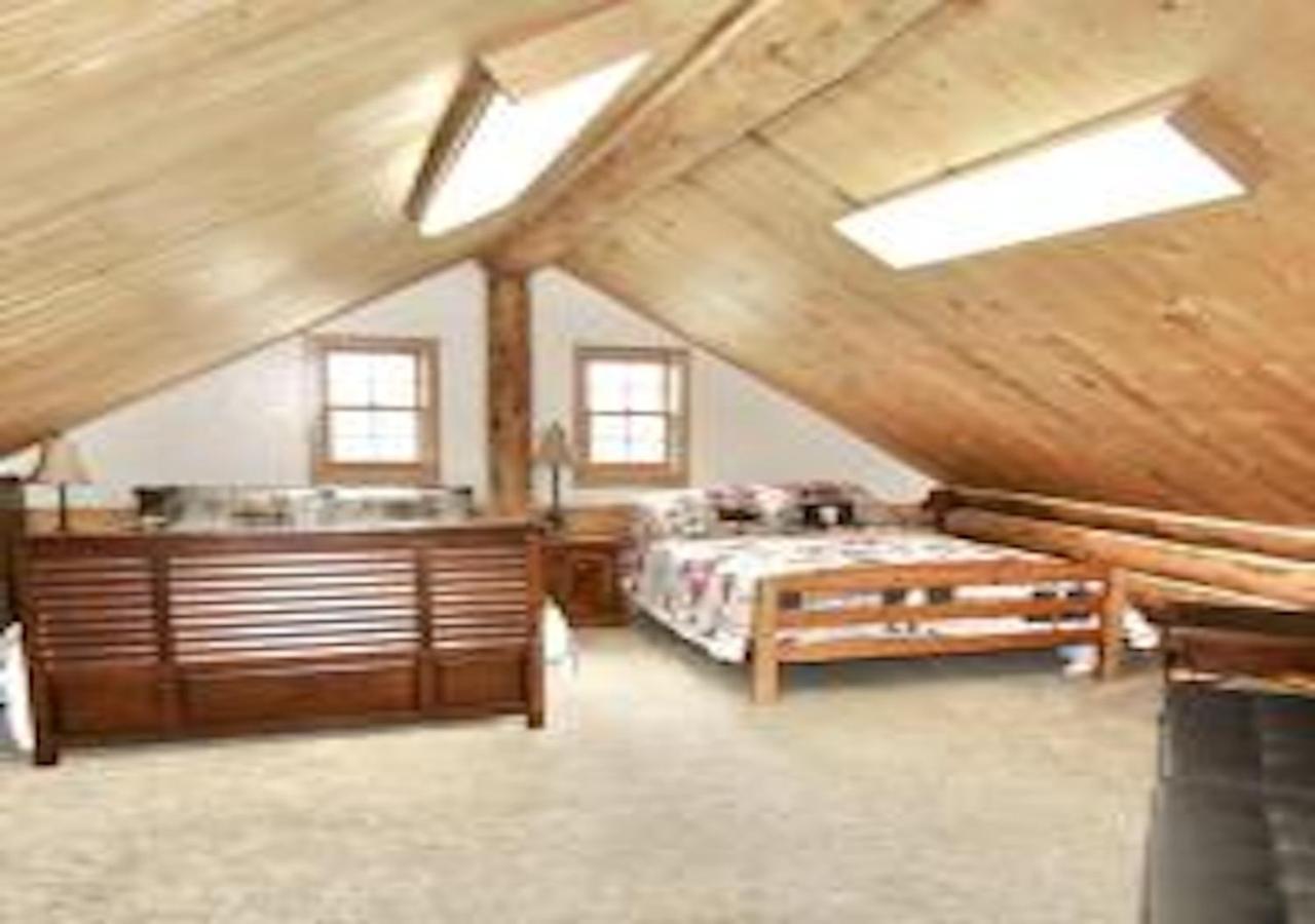 Log Haven In Blanding Villa Bagian luar foto
