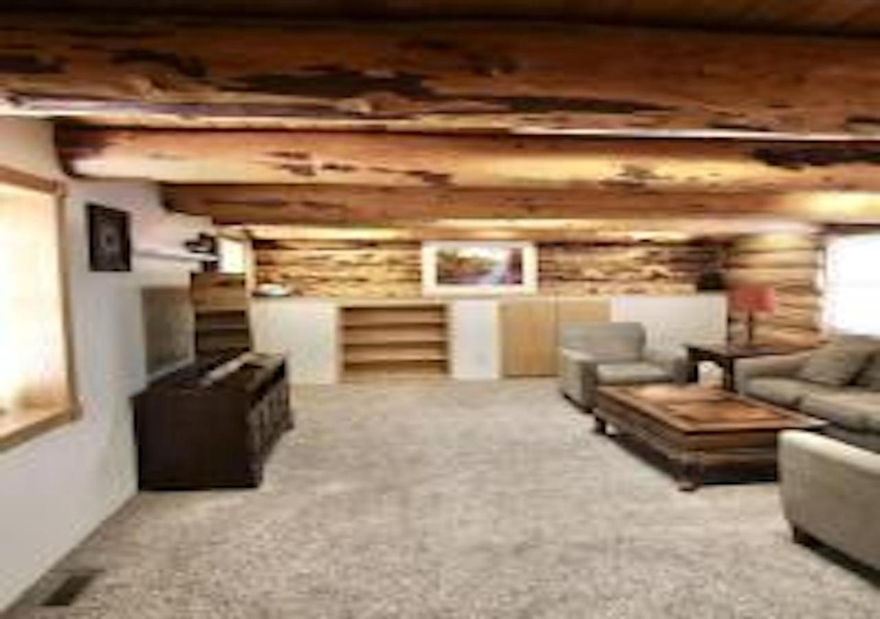 Log Haven In Blanding Villa Bagian luar foto