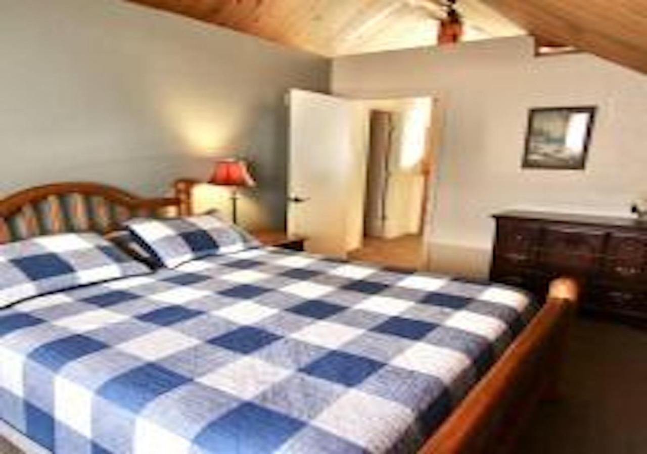 Log Haven In Blanding Villa Bagian luar foto